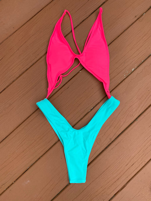 Roxy Bikini Set